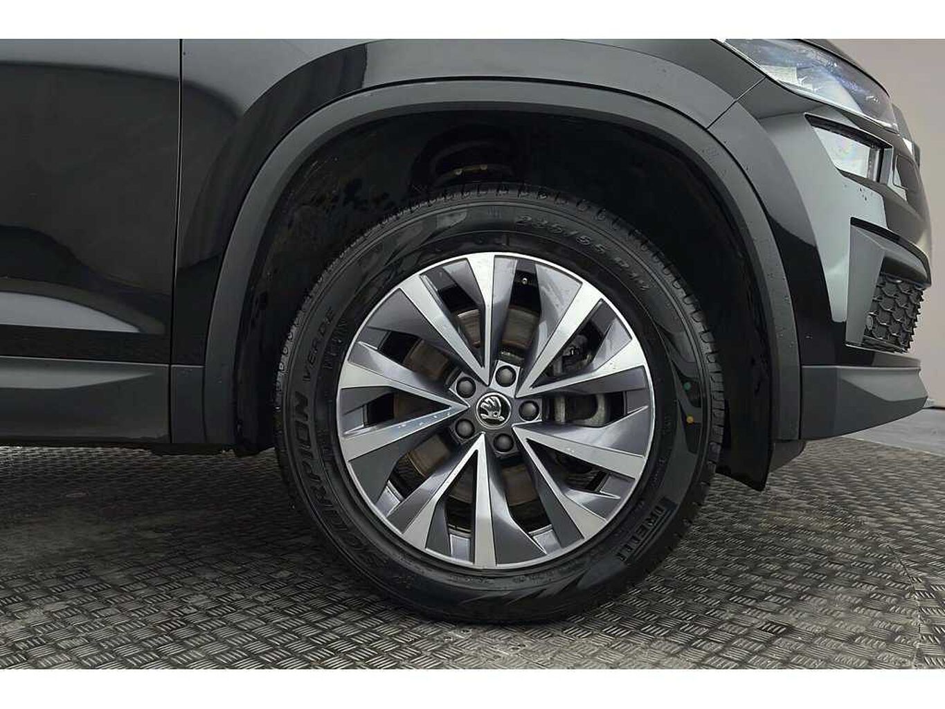 SKODA Kodiaq SE Drive (7 seats) 2.0 TDI 150 PS DSG