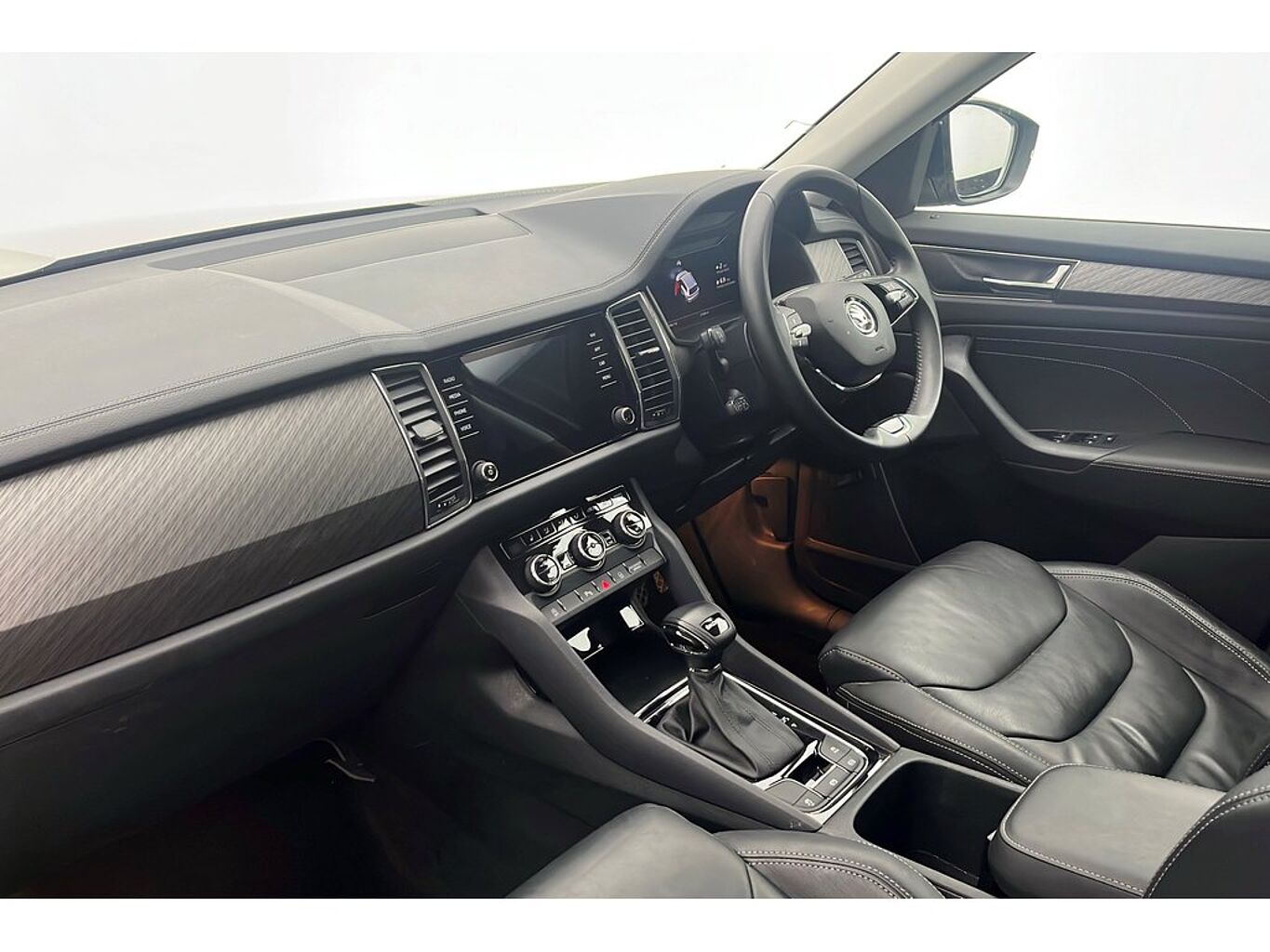 SKODA Kodiaq SE L Executive 1.5 TSI 150 PS DSG