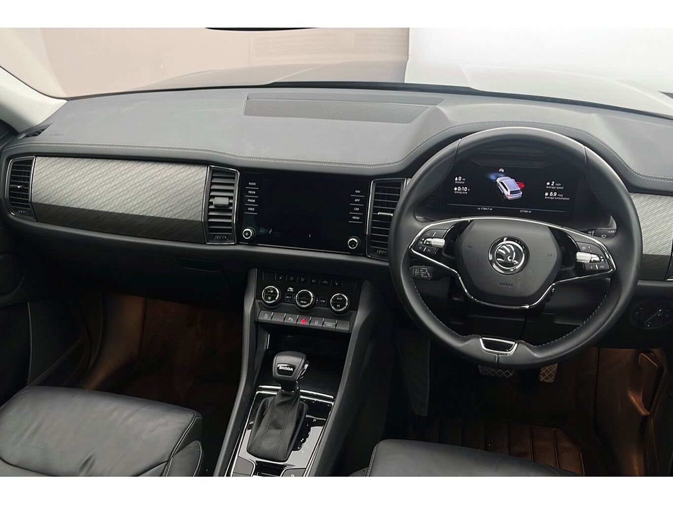 SKODA Kodiaq SE L Executive 1.5 TSI 150 PS DSG