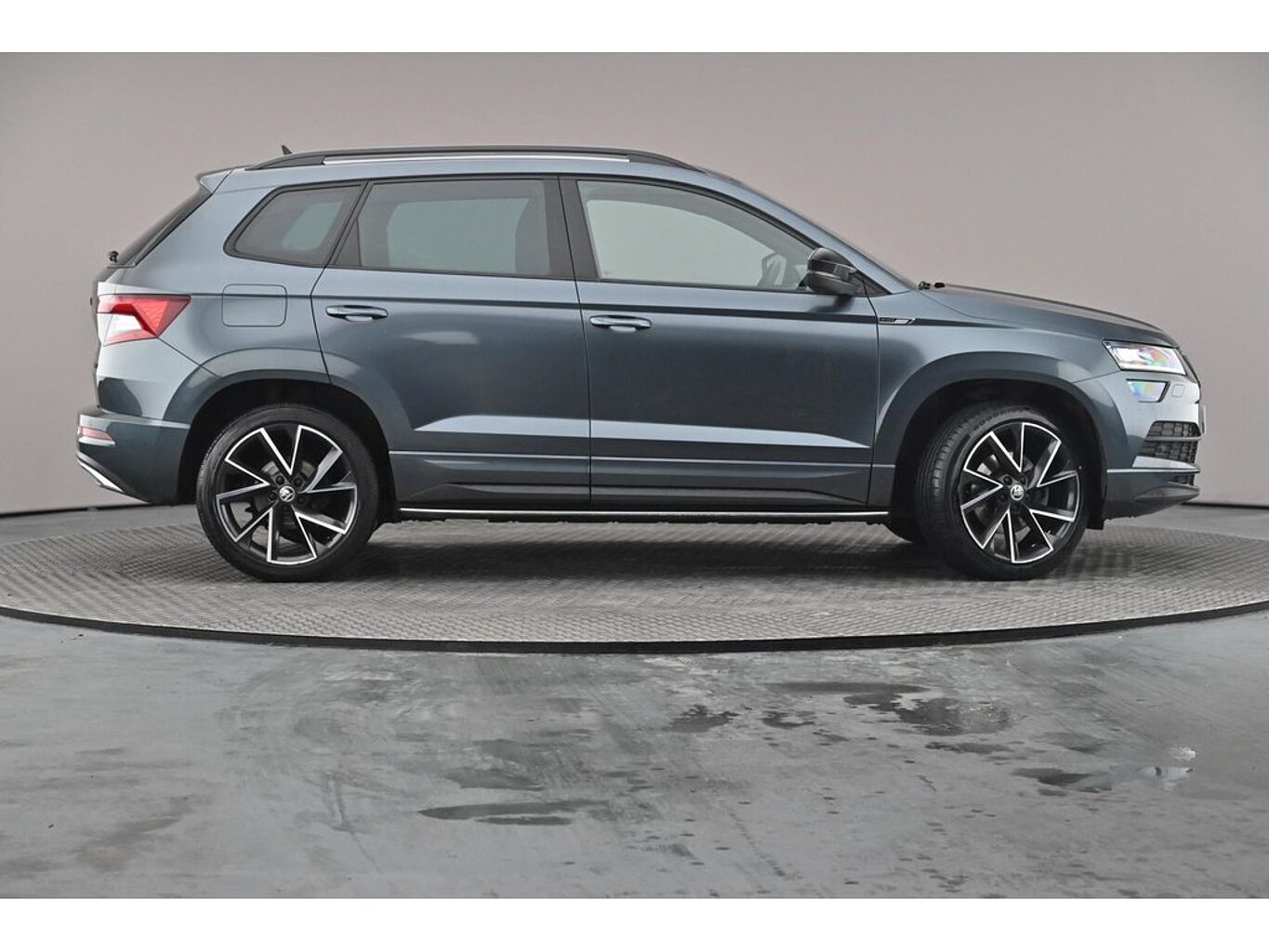 SKODA Karoq SUV 2.0TDI (150ps) 4X4 SportLine SCR DSG