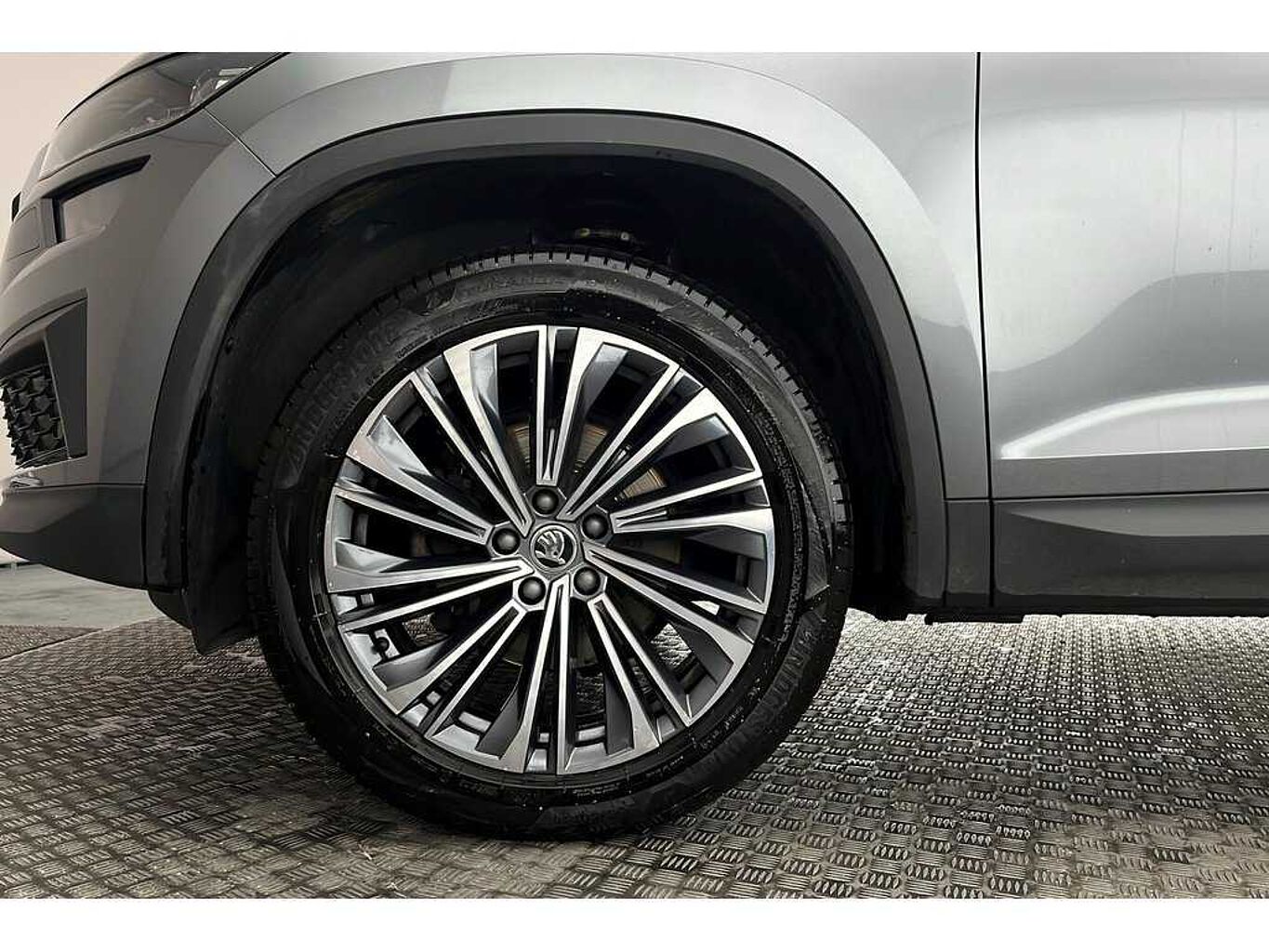 SKODA Kodiaq SE L Executive 1.5 TSI 150 PS DSG