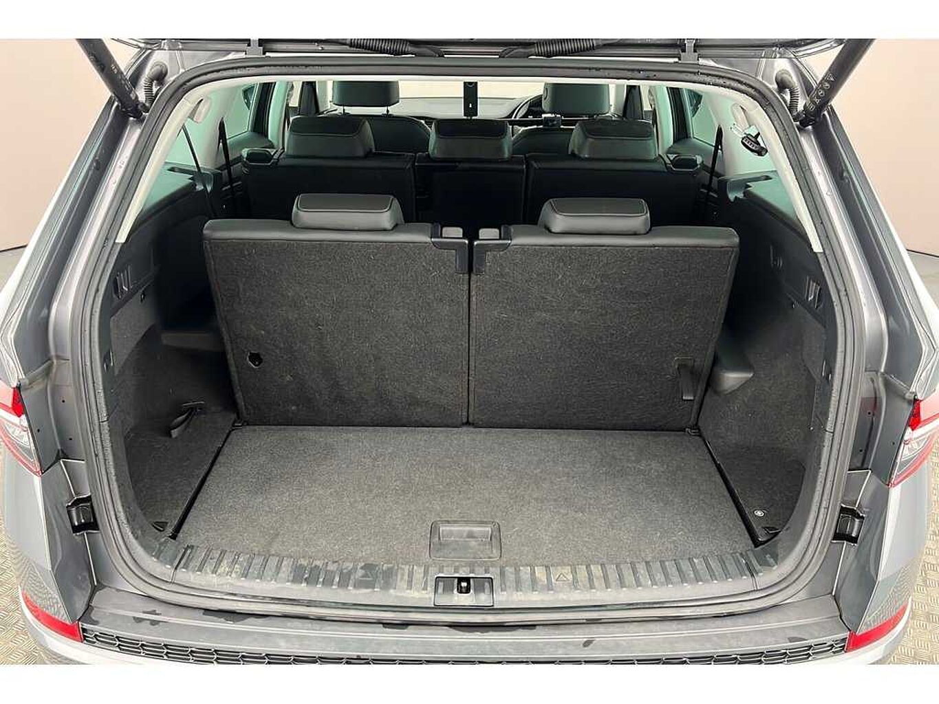 SKODA Kodiaq SE L Executive 1.5 TSI 150 PS DSG