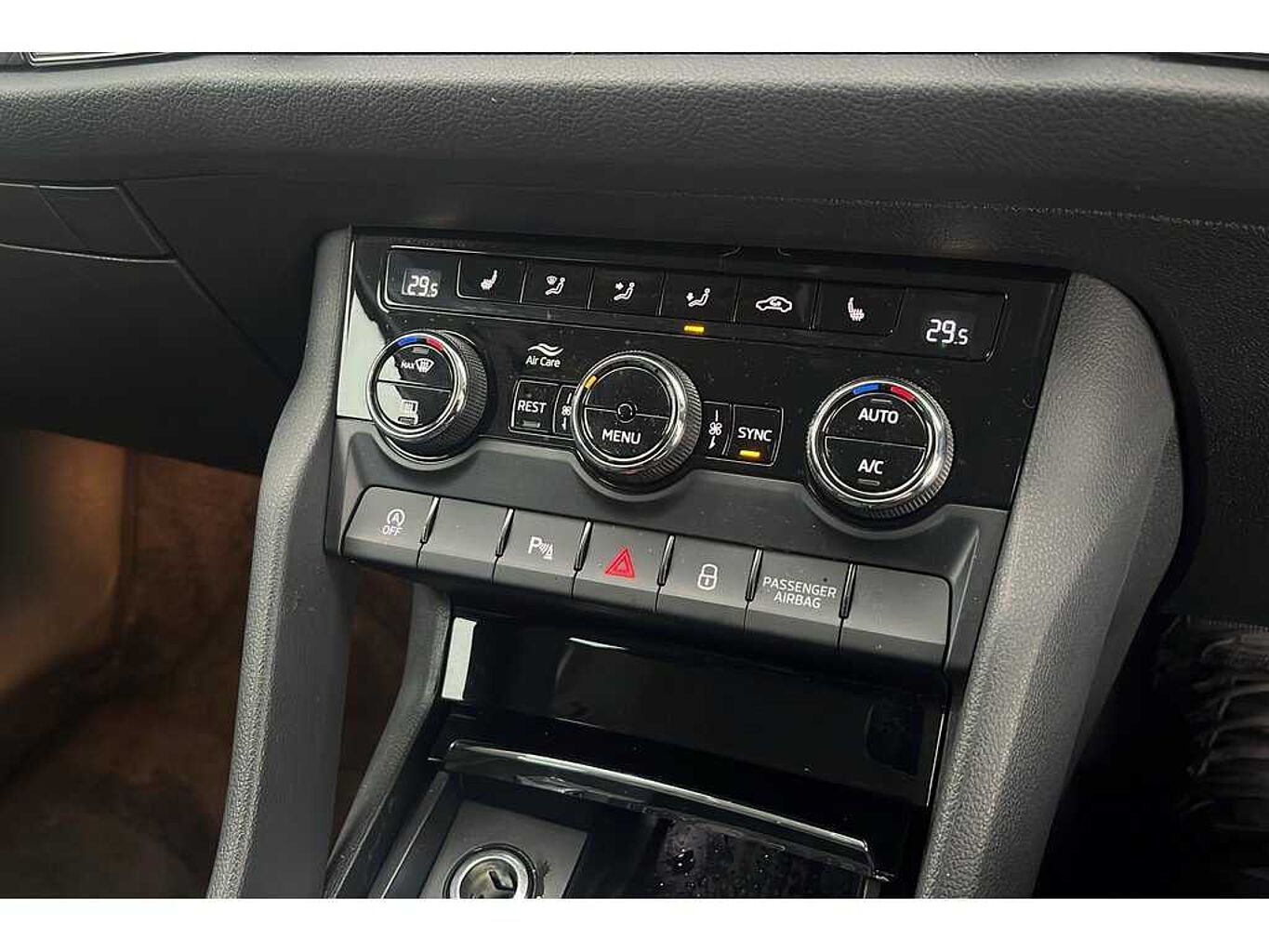 SKODA Kodiaq SE L Executive 1.5 TSI 150 PS DSG