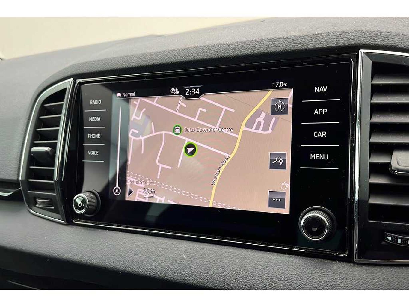 SKODA Karoq SE L 1.5 TSI 150 PS 6G Man